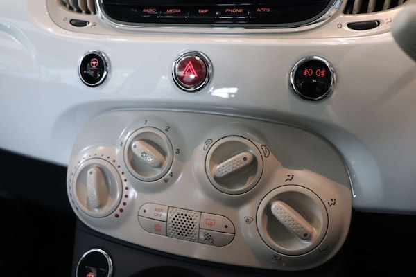 Used Fiat 500 2016 for sale - 76252736: Photo 42