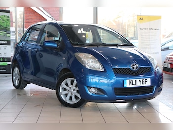 Used Toyota Yaris 2011 for sale - 77096073: Photo