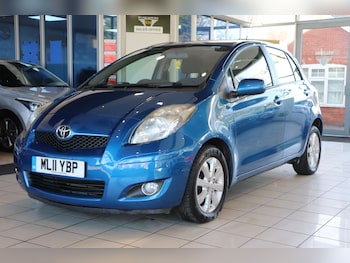 Used Toyota Yaris 2011 for sale - 77096073: Photo