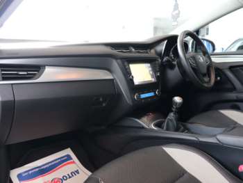 Used Toyota Avensis 2017 for sale - 74902164: Photo
