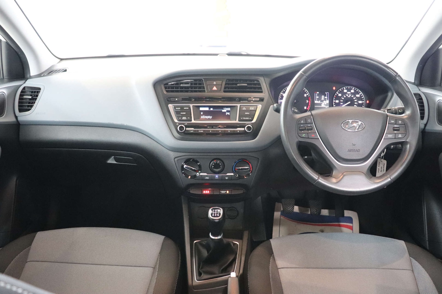 Used Hyundai i20 2016 for sale - 76144429: Photo 14