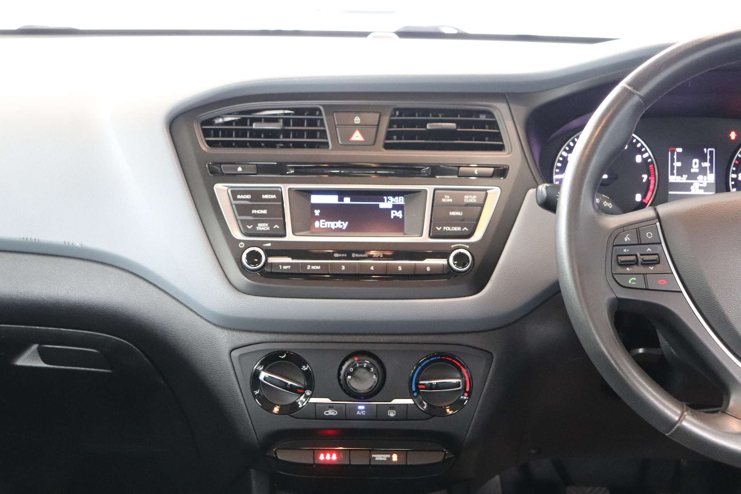Used Hyundai i20 2016 for sale - 76144429: Photo 15