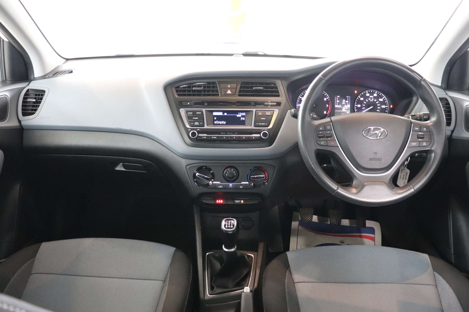 Used Hyundai i20 2016 for sale - 76144429: Photo 3