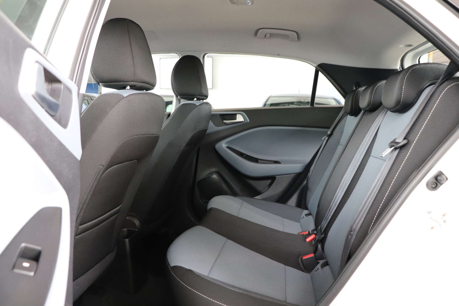 Used Hyundai i20 2016 for sale - 76144429: Photo 30