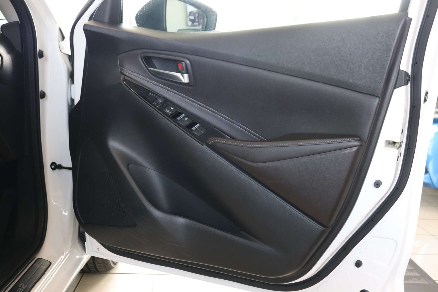 Used Mazda Mazda2 2017 for sale - 76005205: Photo 55