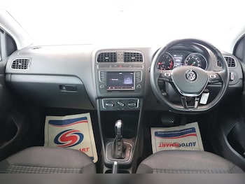 Used Volkswagen Polo 2016 for sale - 75525639: Photo