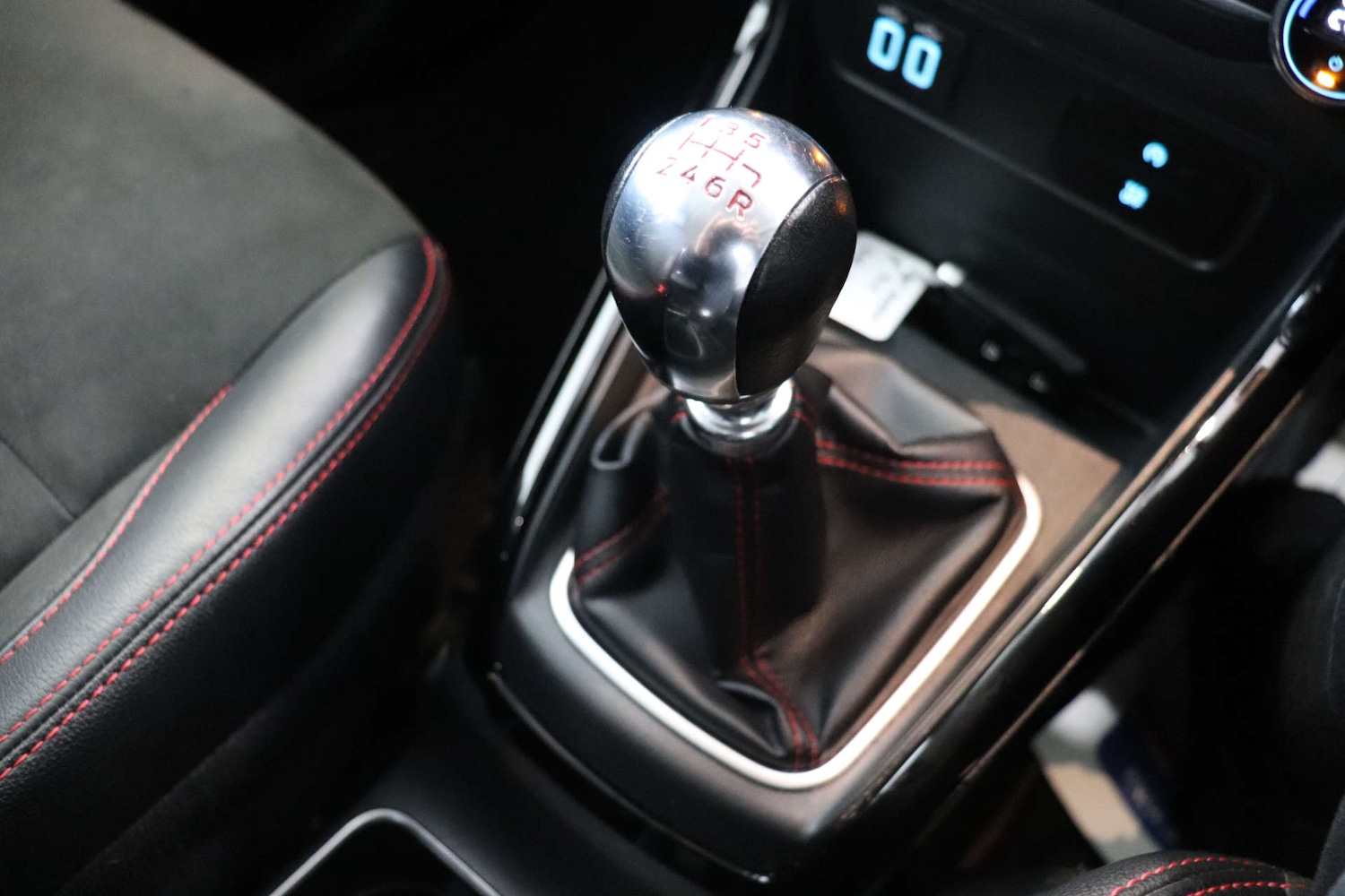 Used Ford Ecosport 2018 for sale - 76363619: Photo 46