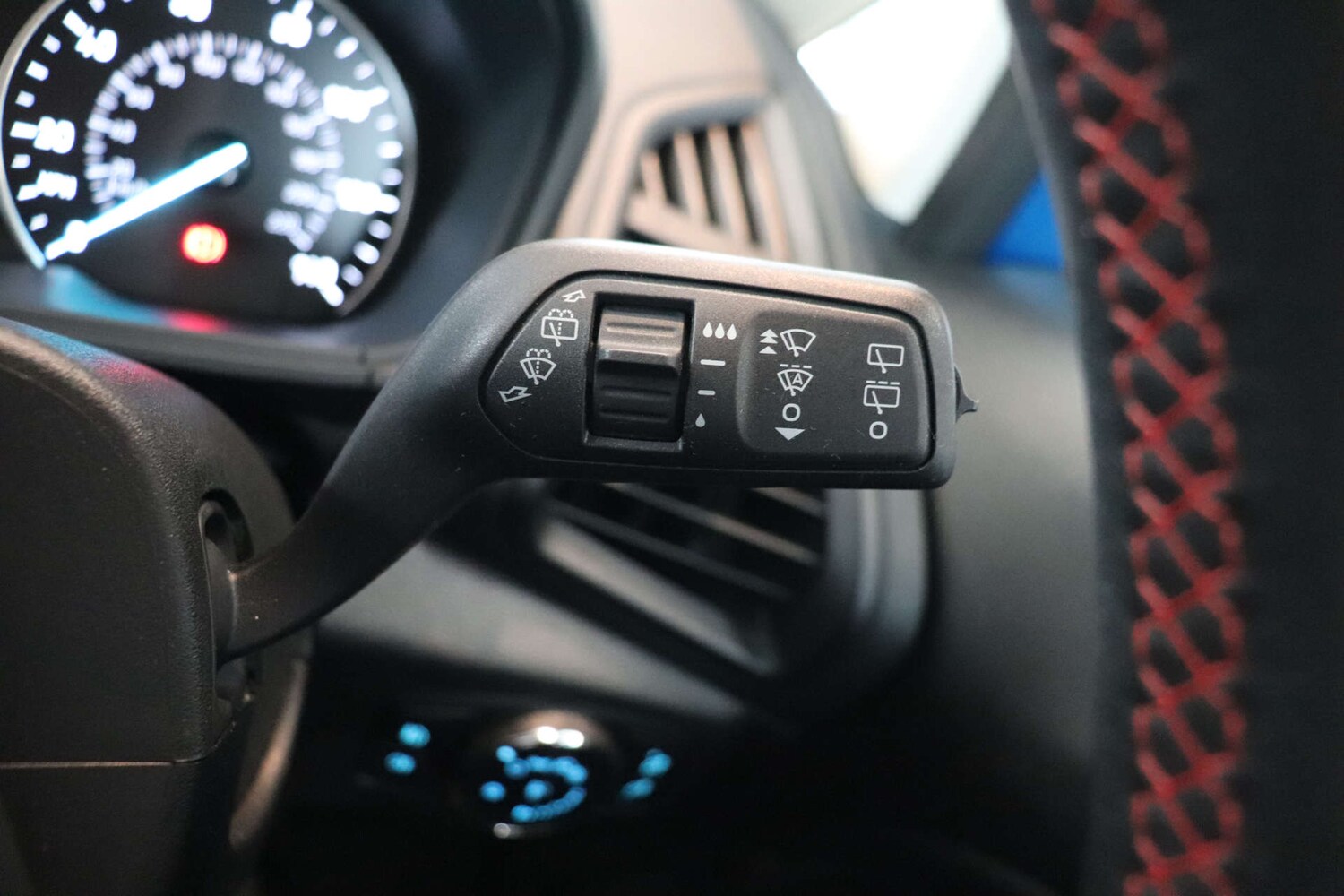 Used Ford Ecosport 2018 for sale - 76363619: Photo 51