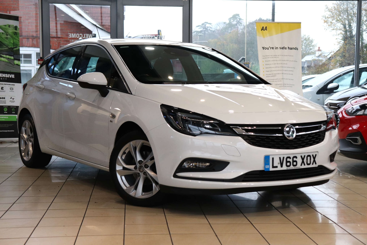 Used Vauxhall Astra 2016 for sale - 76589722: Photo 1