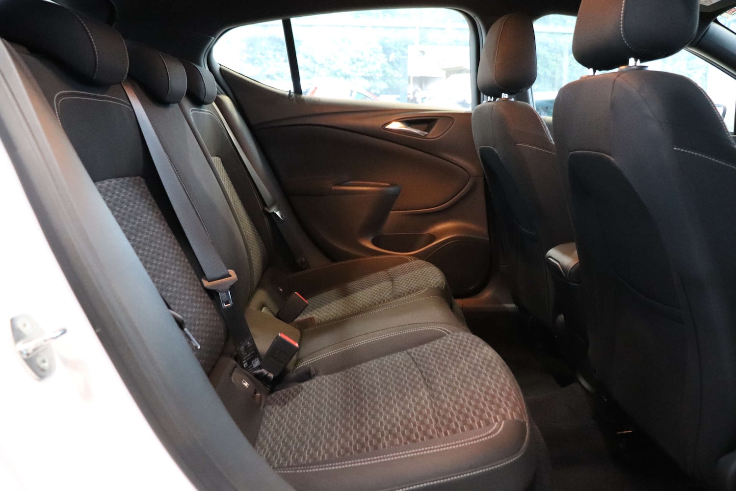 Used Vauxhall Astra 2016 for sale - 76589722: Photo 30