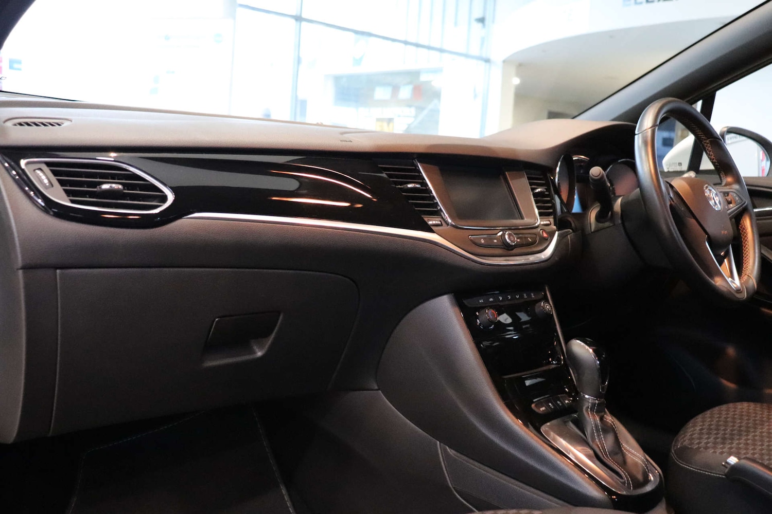 Used Vauxhall Astra 2016 for sale - 76589722: Photo 4