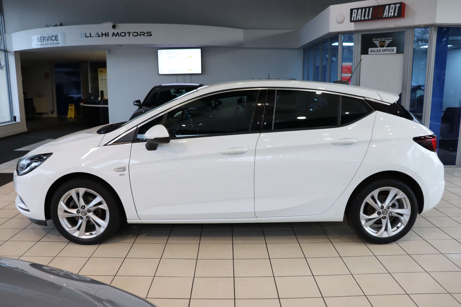 Used Vauxhall Astra 2016 for sale - 76589722: Photo 5