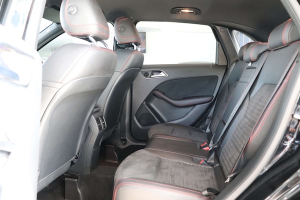 Used Mercedes-Benz B Class 2018 for sale - 74130397: Photo 31