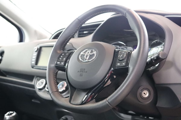 Used Toyota Yaris 2020 for sale - 75421246: Photo 19