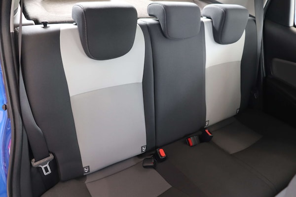 Used Toyota Yaris 2020 for sale - 75421246: Photo 32