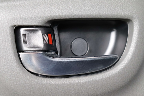 Used Toyota Yaris 2020 for sale - 75421246: Photo 41