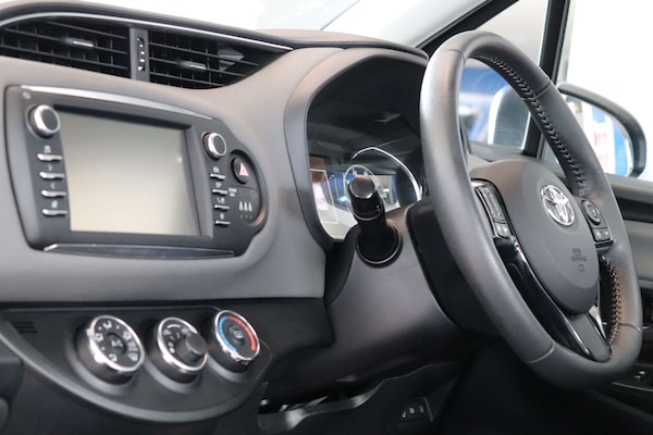 Used Toyota Yaris 2020 for sale - 75421246: Photo 44