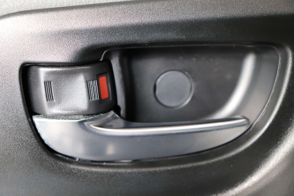 Used Toyota Yaris 2020 for sale - 75421246: Photo 51