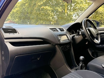Used Suzuki Swift 2016 for sale - 79357005: Photo