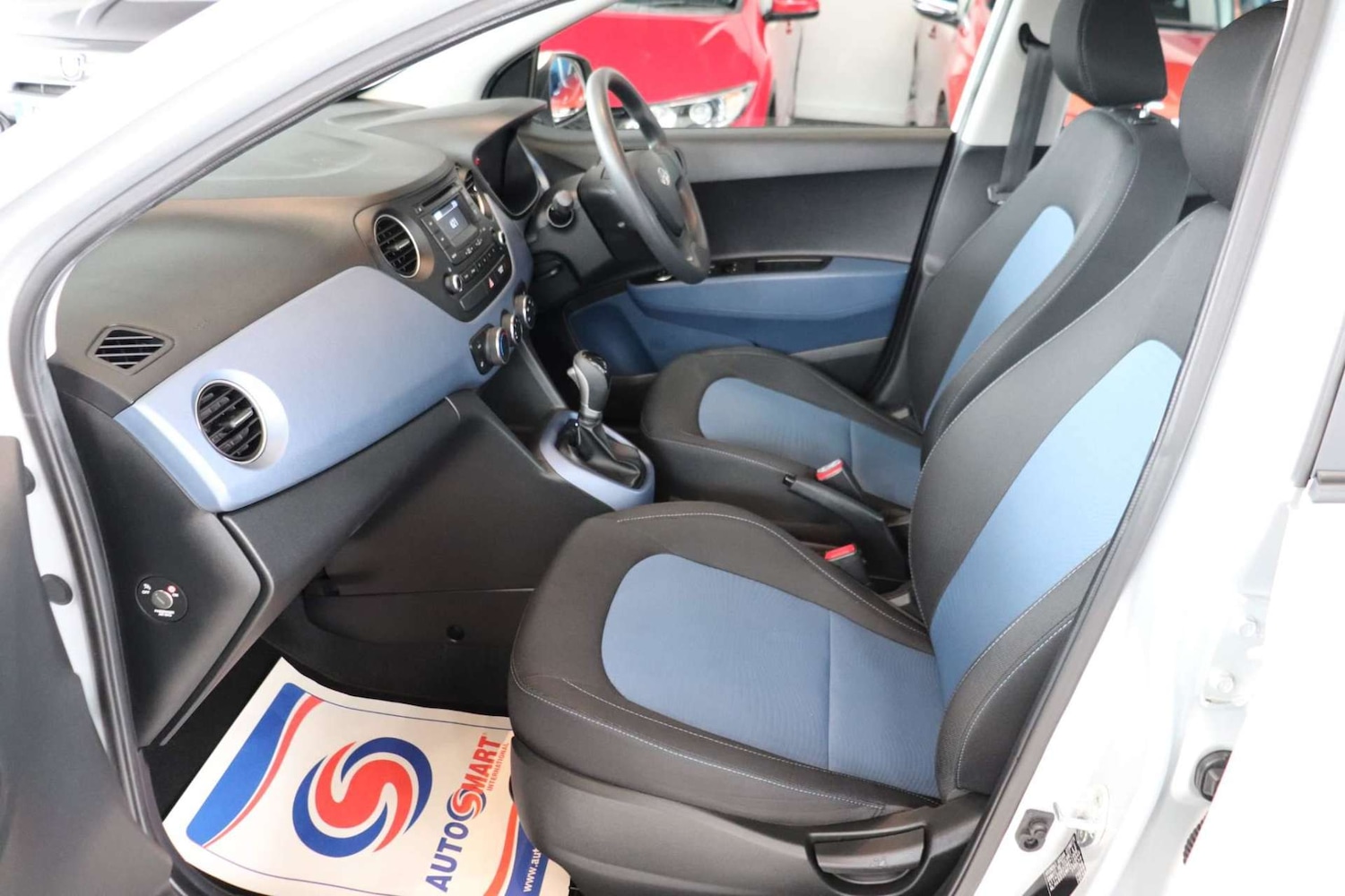 Used Hyundai i10 2015 for sale - 76363571: Photo 31