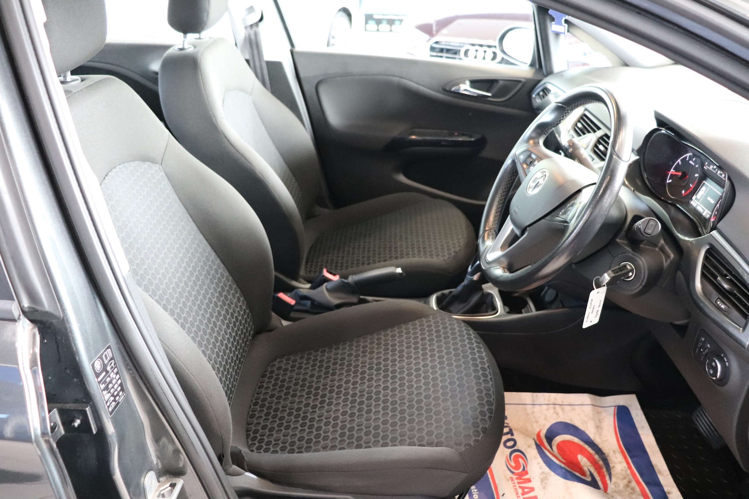 Used Vauxhall Corsa 2016 for sale - 77241087: Photo 18