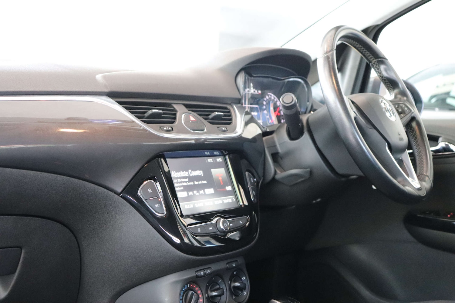 Used Vauxhall Corsa 2016 for sale - 77241087: Photo 37