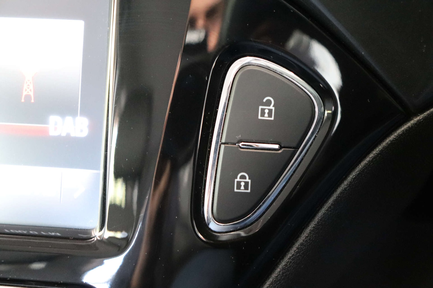 Used Vauxhall Corsa 2016 for sale - 77241087: Photo 45