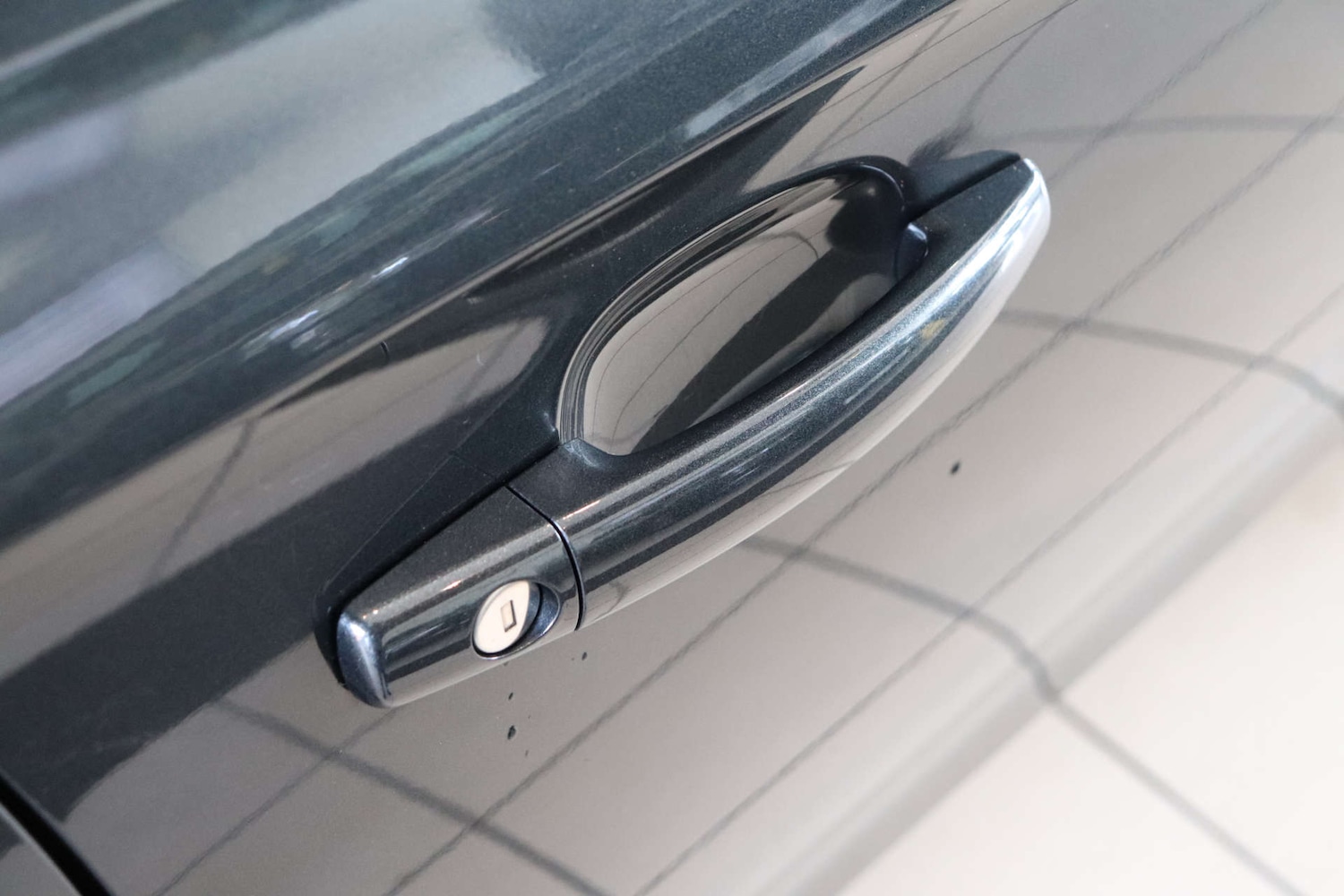 Used Vauxhall Corsa 2016 for sale - 77241087: Photo 81