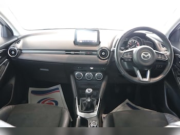 Used Mazda Mazda2 2017 for sale - 75536785: Photo