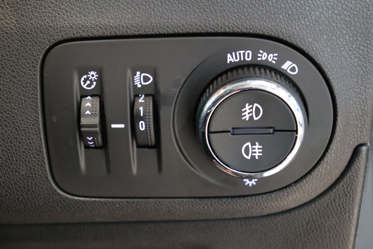 Used Vauxhall Crossland X 2019 for sale - 76625867: Photo 55