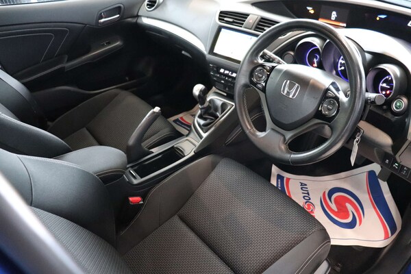 Used Honda Civic 2016 for sale - 76301994: Photo 17