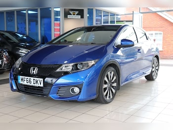 Used Honda Civic 2016 for sale - 76301994: Photo 2