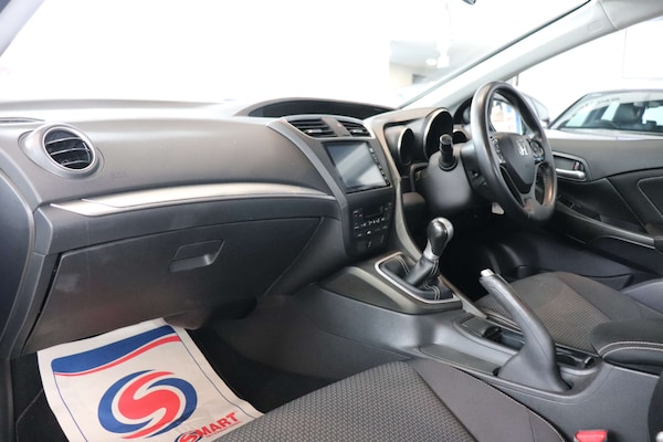 Used Honda Civic 2016 for sale - 76301994: Photo 35