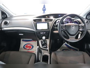Used Honda Civic 2016 for sale - 76301994: Photo 3