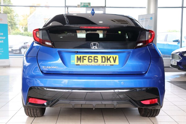 Used Honda Civic 2016 for sale - 76301994: Photo 7