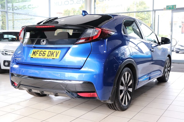 Used Honda Civic 2016 for sale - 76301994: Photo 8