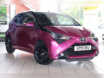 2019 - 1.0 VVT-i X-Cite 5 5dr