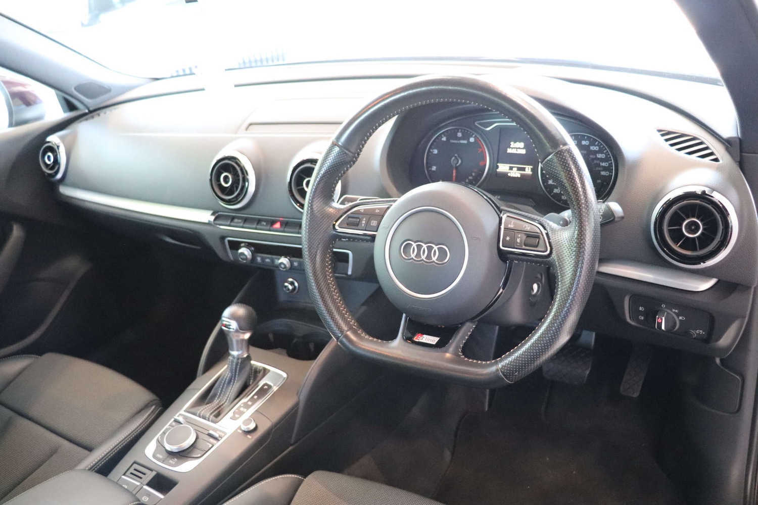 Used Audi A3 2015 for sale - 76602068: Photo 17