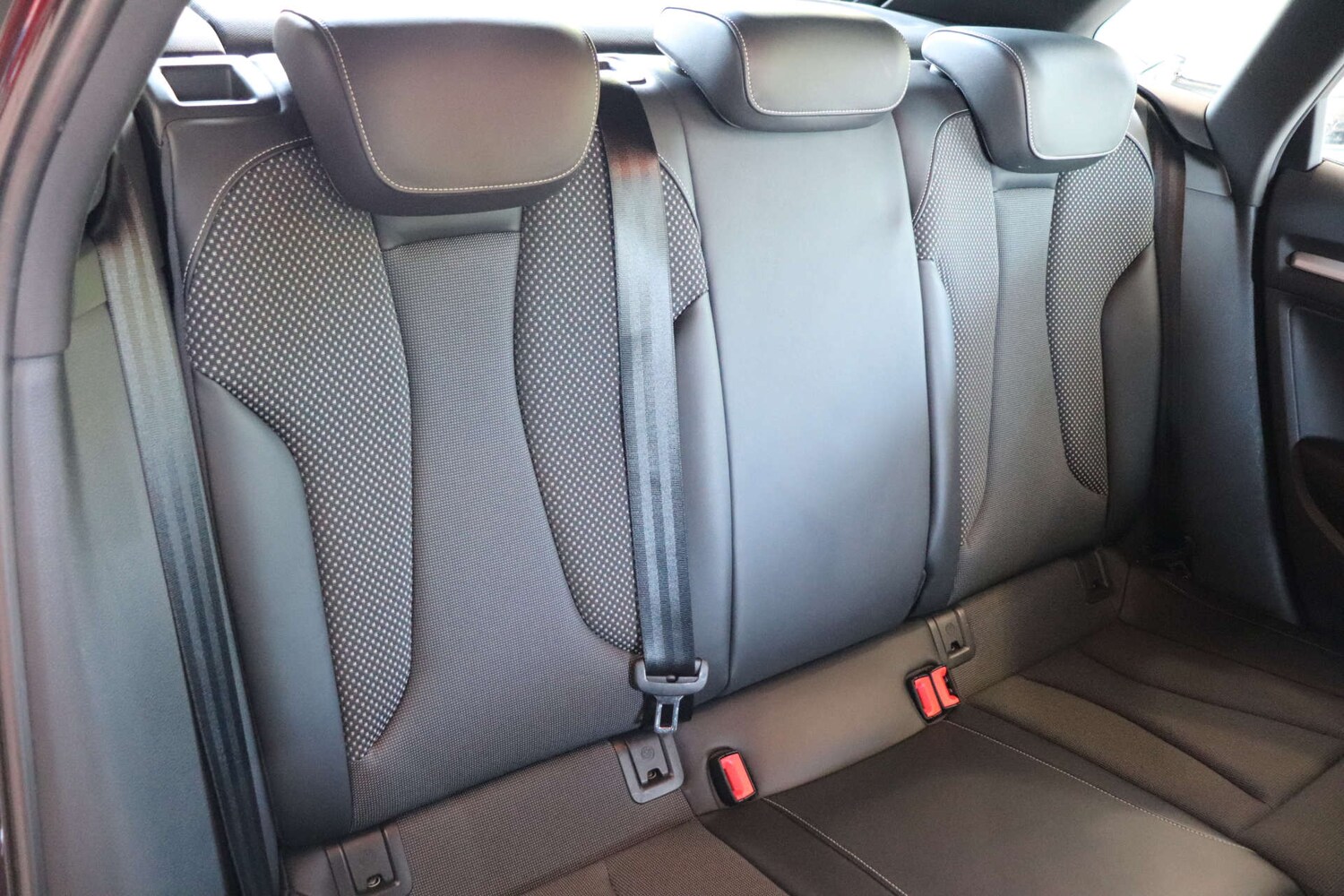 Used Audi A3 2015 for sale - 76602068: Photo 32