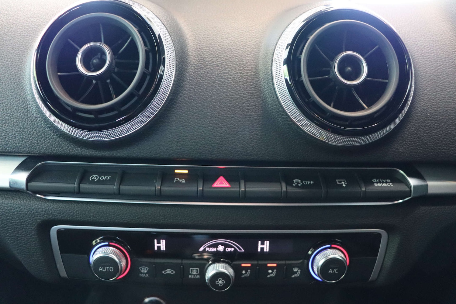 Used Audi A3 2015 for sale - 76602068: Photo 57