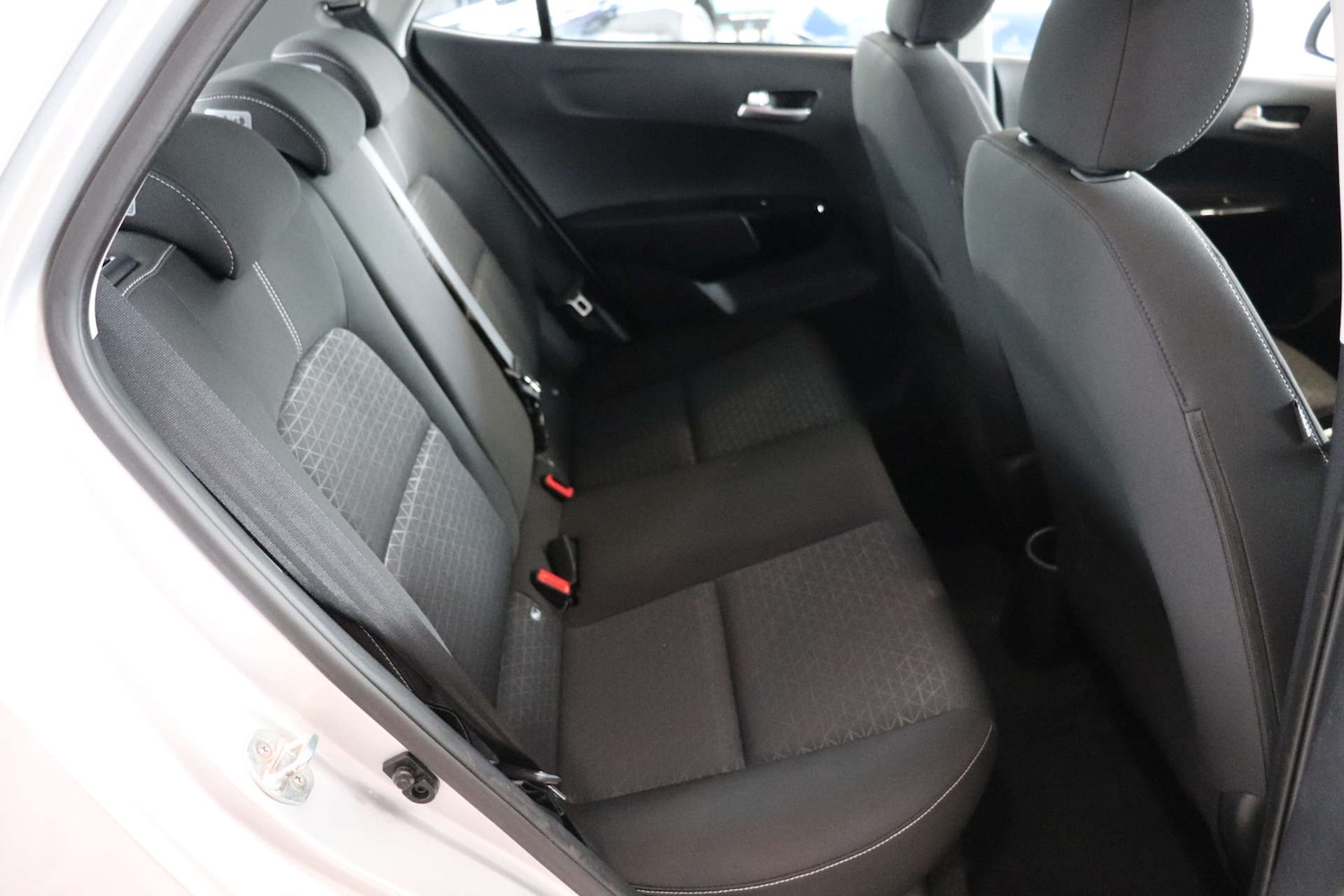 Used Kia Picanto 2017 for sale - 76092342: Photo 25