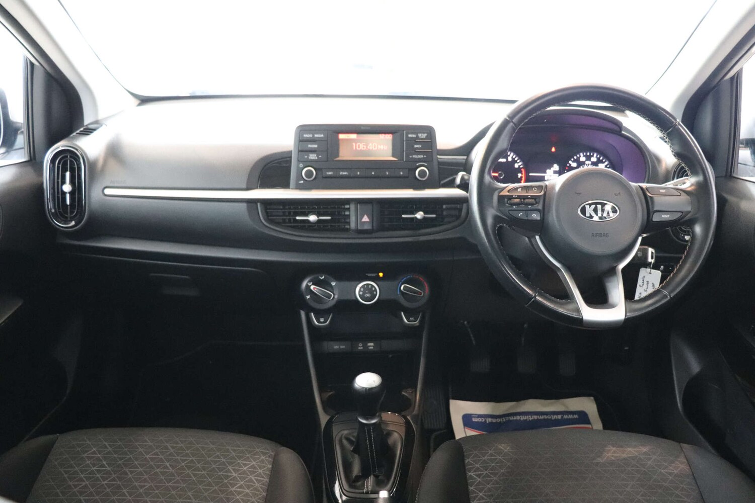 Used Kia Picanto 2017 for sale - 76092342: Photo 3
