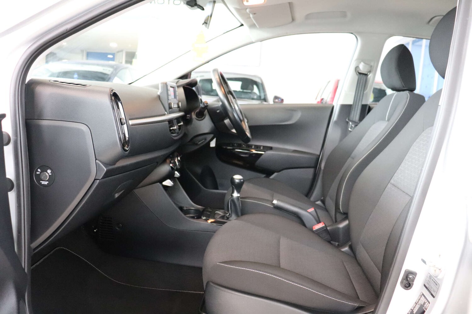 Used Kia Picanto 2017 for sale - 76092342: Photo 34