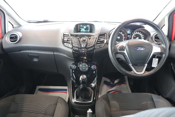 Used Ford Fiesta 2014 for sale - 74074875: Photo 3