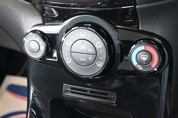 Used Ford Fiesta 2014 for sale - 74074875: Photo 42