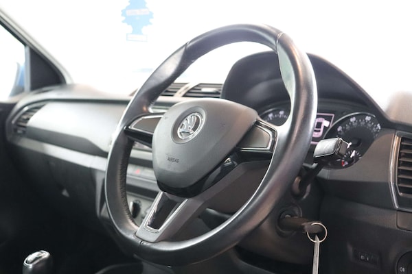 Used Skoda Fabia 2015 for sale - 75454832: Photo 21
