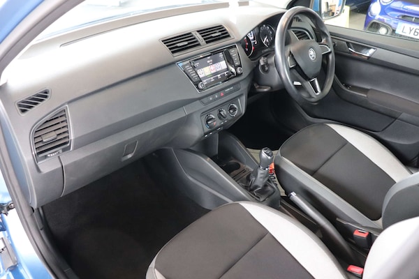 Used Skoda Fabia 2015 for sale - 75454832: Photo 32