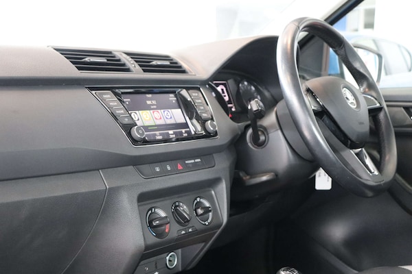Used Skoda Fabia 2015 for sale - 75454832: Photo 37