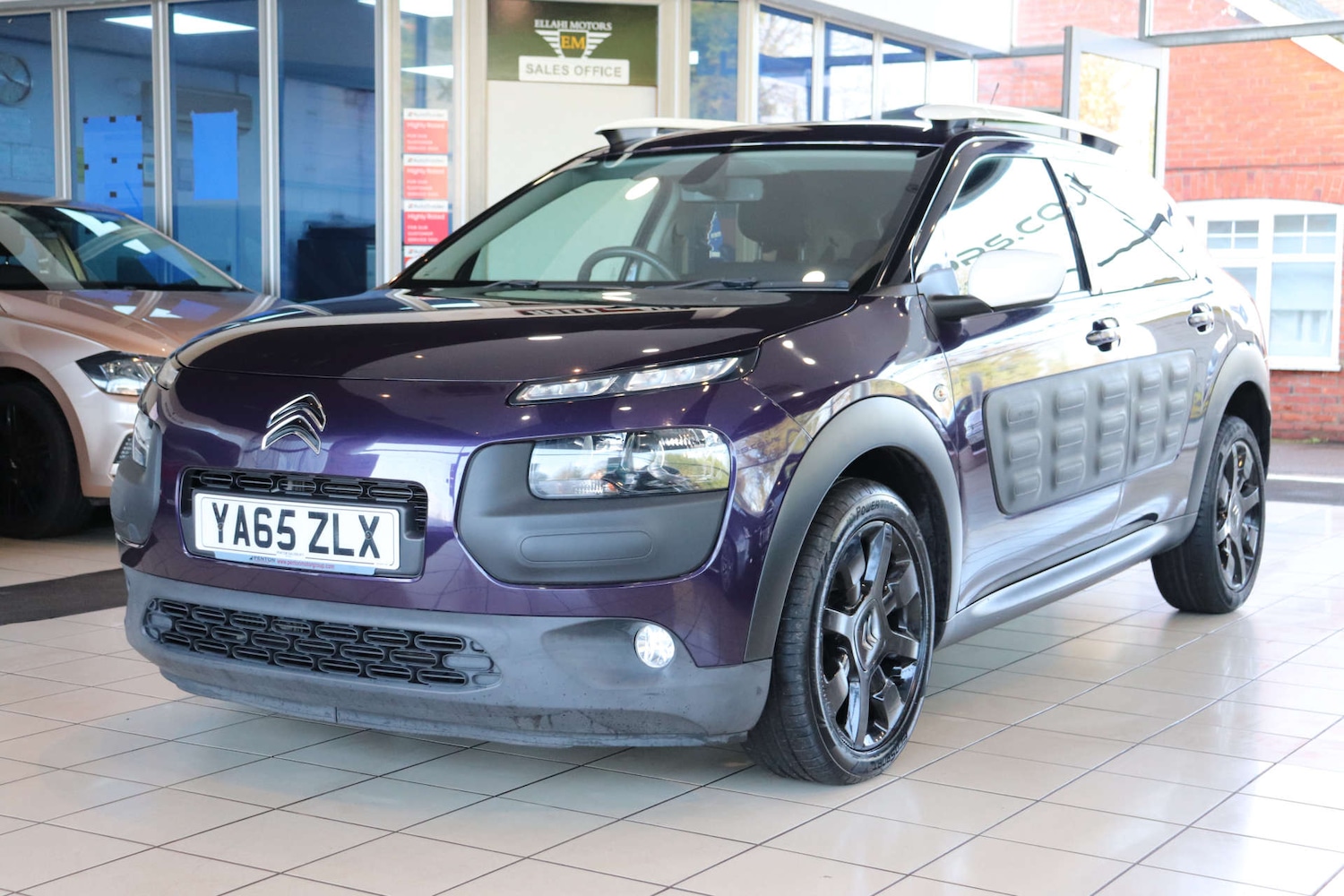 Used Citroen C4 Cactus 2016 for sale - 77399247: Photo 2