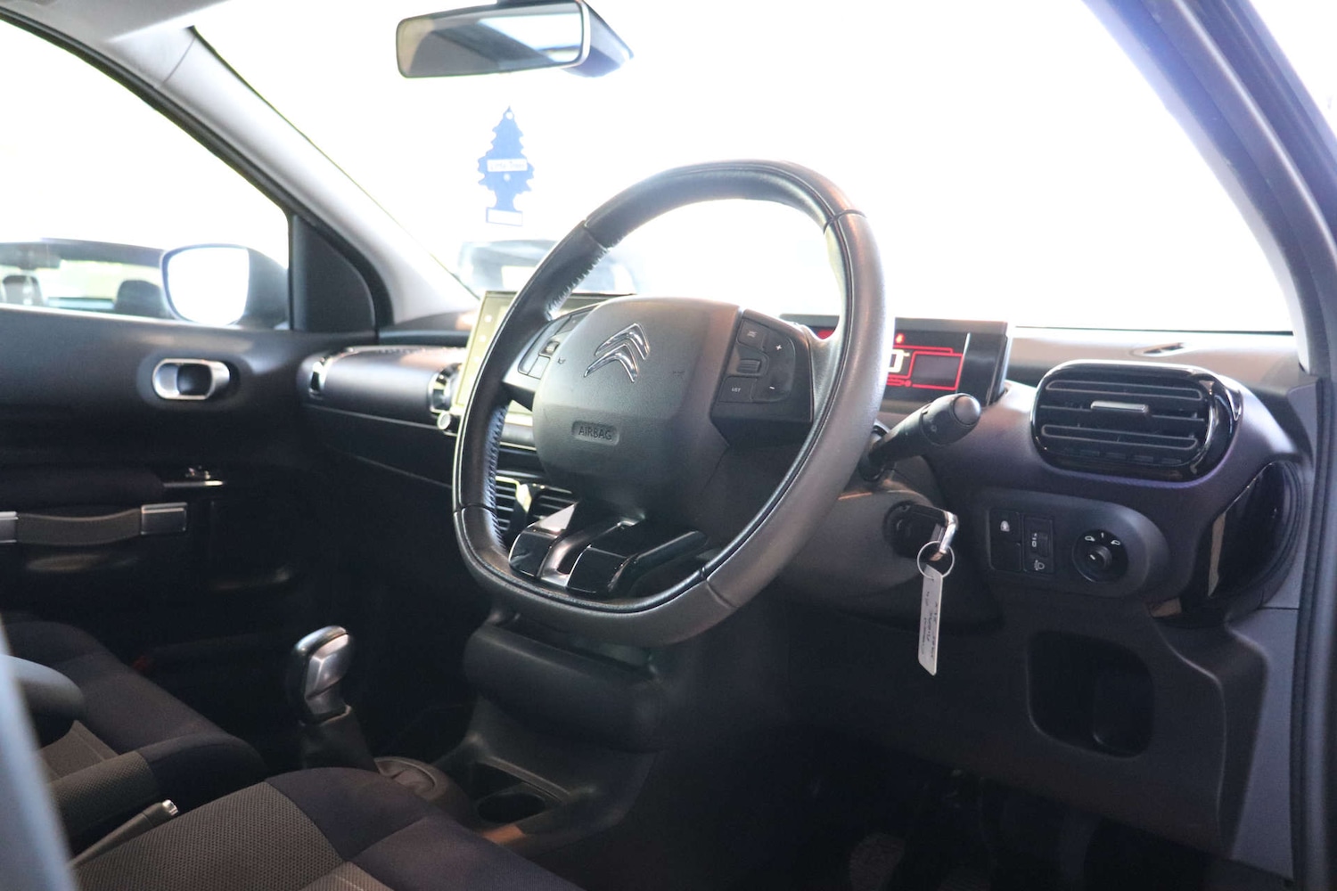 Used Citroen C4 Cactus 2016 for sale - 77399247: Photo 20